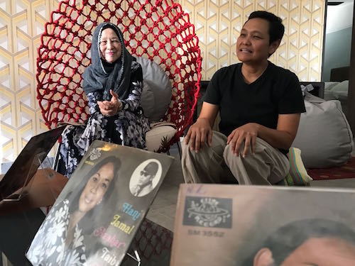 Hana and Hani from "Something Old, Something New", facilitated by Oniatta Effendi
