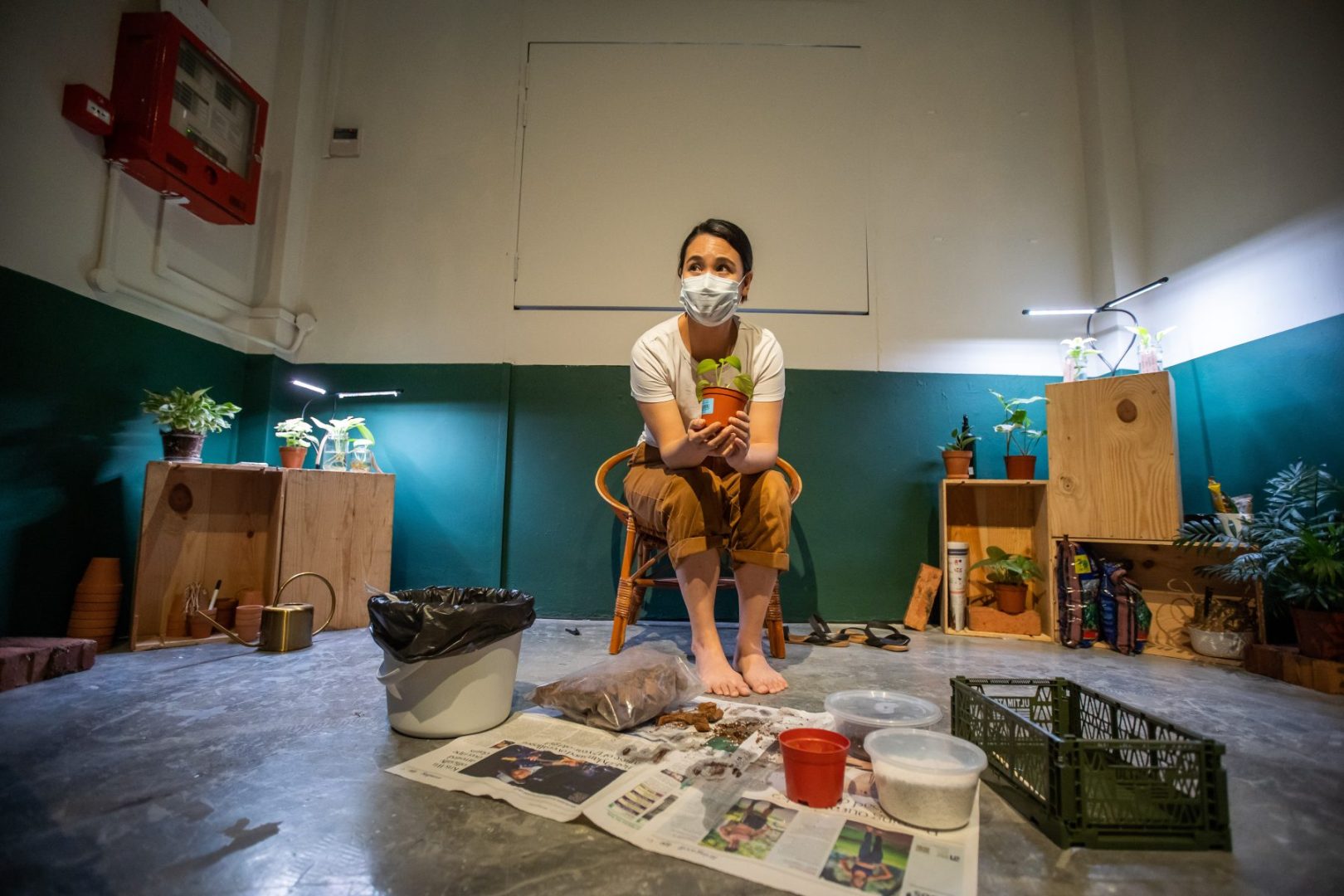 Artist Interview_Pic of Isabella Chiam during The Last Gardener